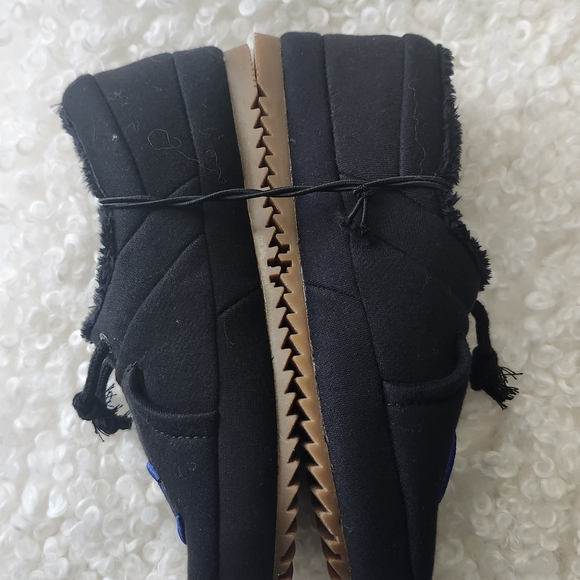 BNWT Champion Kid 5 Embroidered Logo Oxford Black University 2 Slippers Loafers - Picture 5 of 12